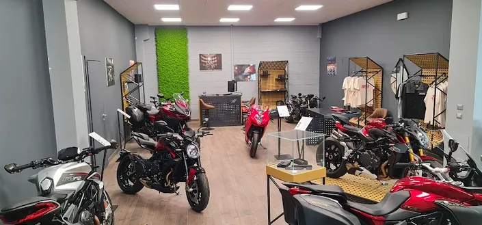 Criminal Motor S.R.L. Concessionario Moto Pavia – Sym – QJ motor – Kove -Service Suzuki