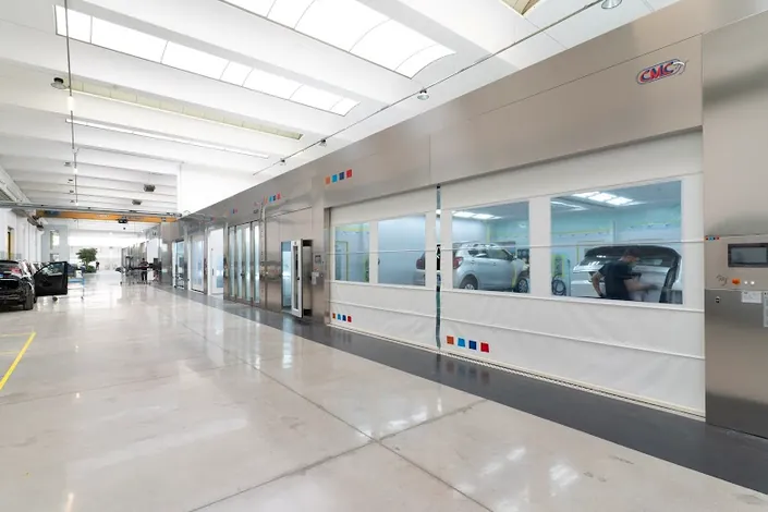 Lozza S.p.A. | Carrozzeria Tesla Approved Bodyshop – Mercedes-Benz & Smart – Multibrand