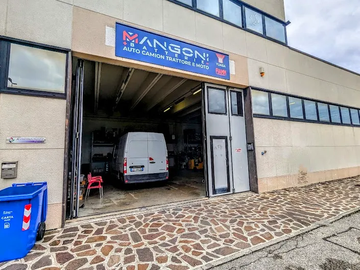 Mangoni Batterie