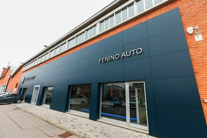 Peugeot Fenino Auto, Milano
