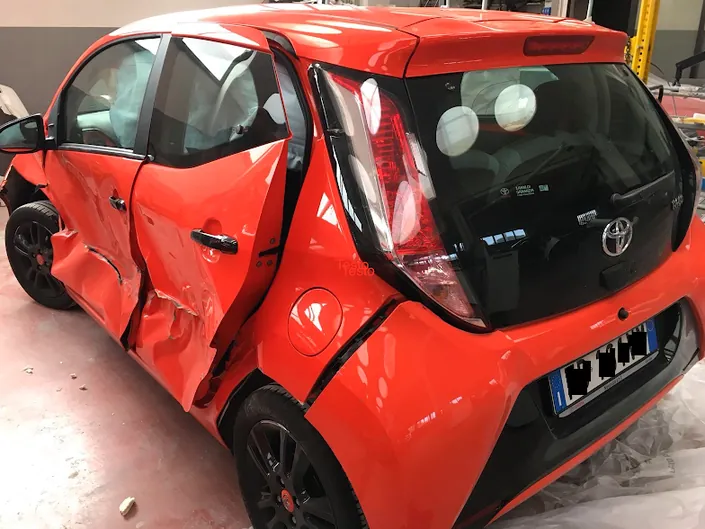 Ritiro Auto Incidentate compro auto sinistrate