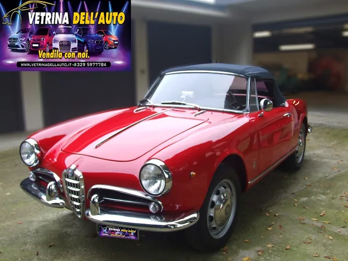 Vetrina dell’auto di Cristian Chiariello